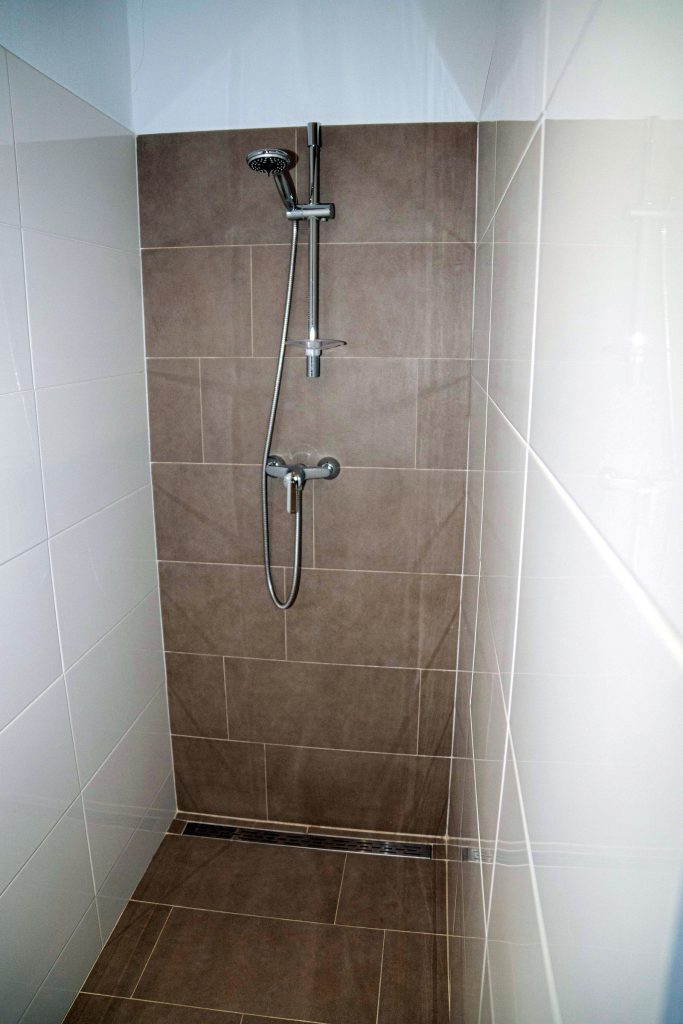Shower in Bouquet