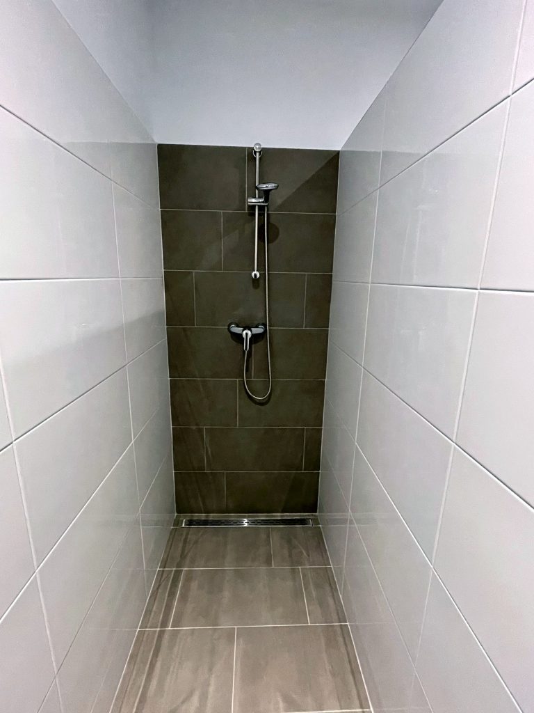 Walk-in shower in Señorita